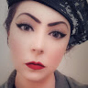 Meet your Posher, Stephania